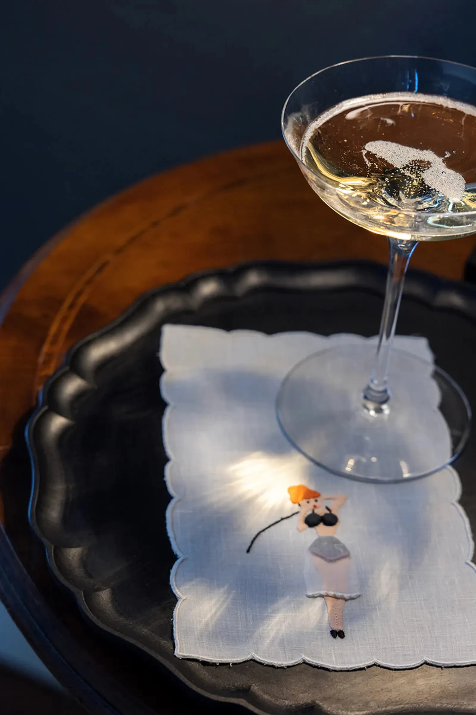 Donnine Hand-Embroidered Linen Cocktail Napkins (Set of 6)