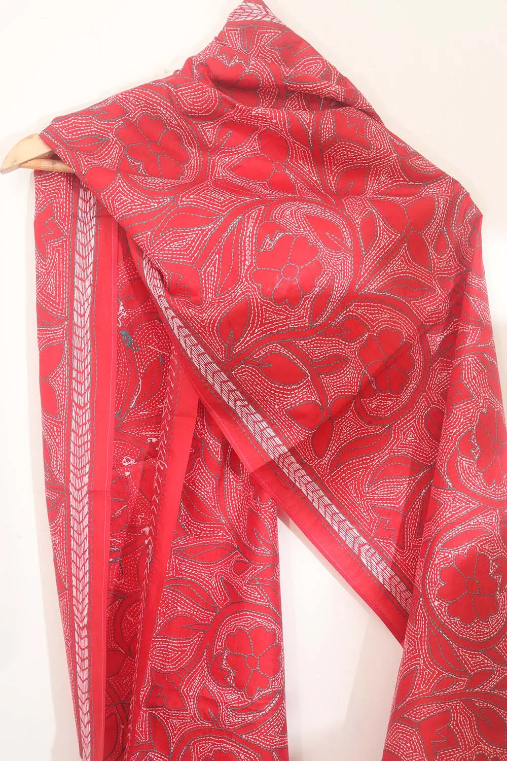 Exquisite Red Hand Embroidered Kantha Bangalore Silk Stole