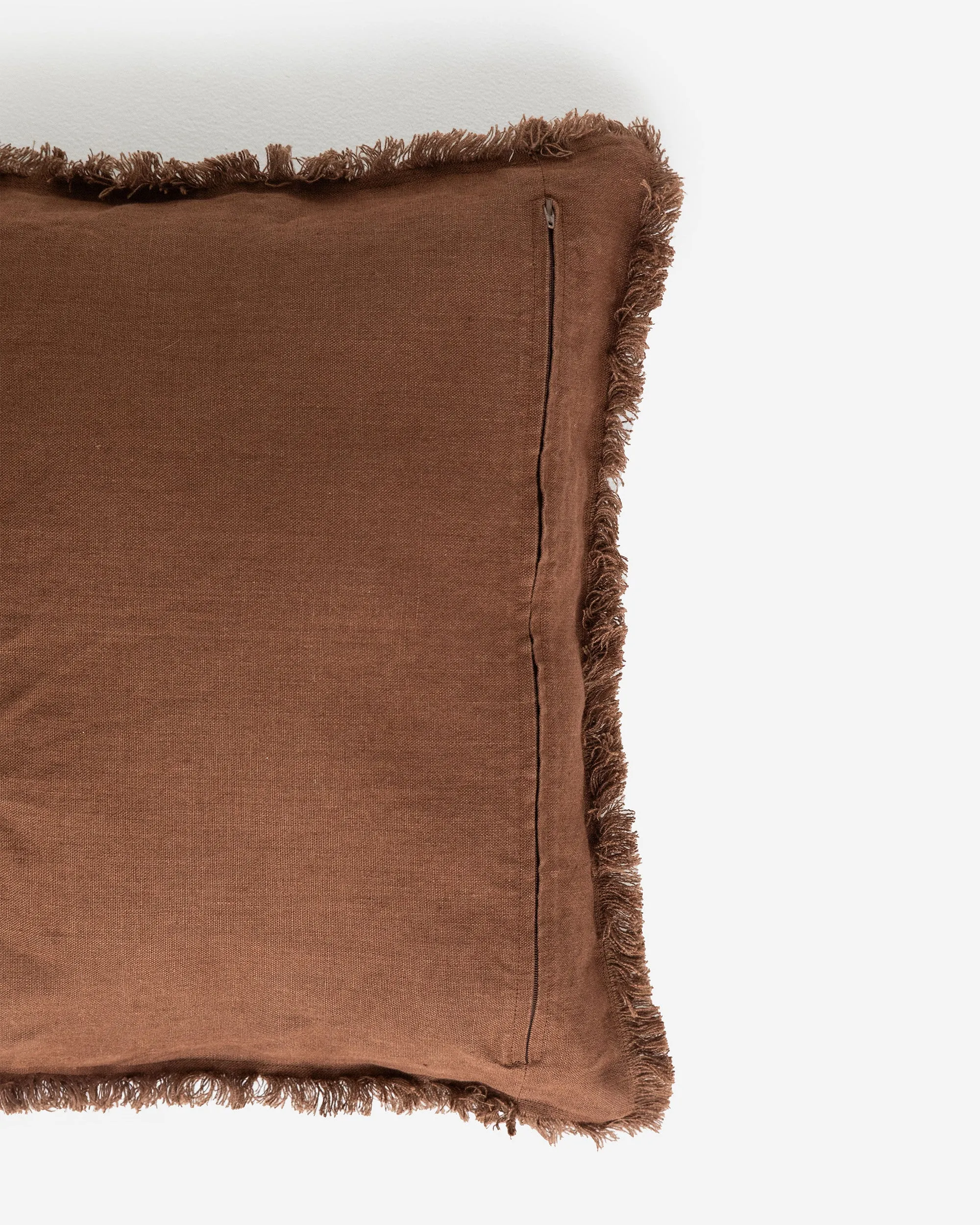 Heavyweight linen deco pillow in Chocolate brown