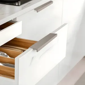 KURVE / Long Cabinet Edge Pull