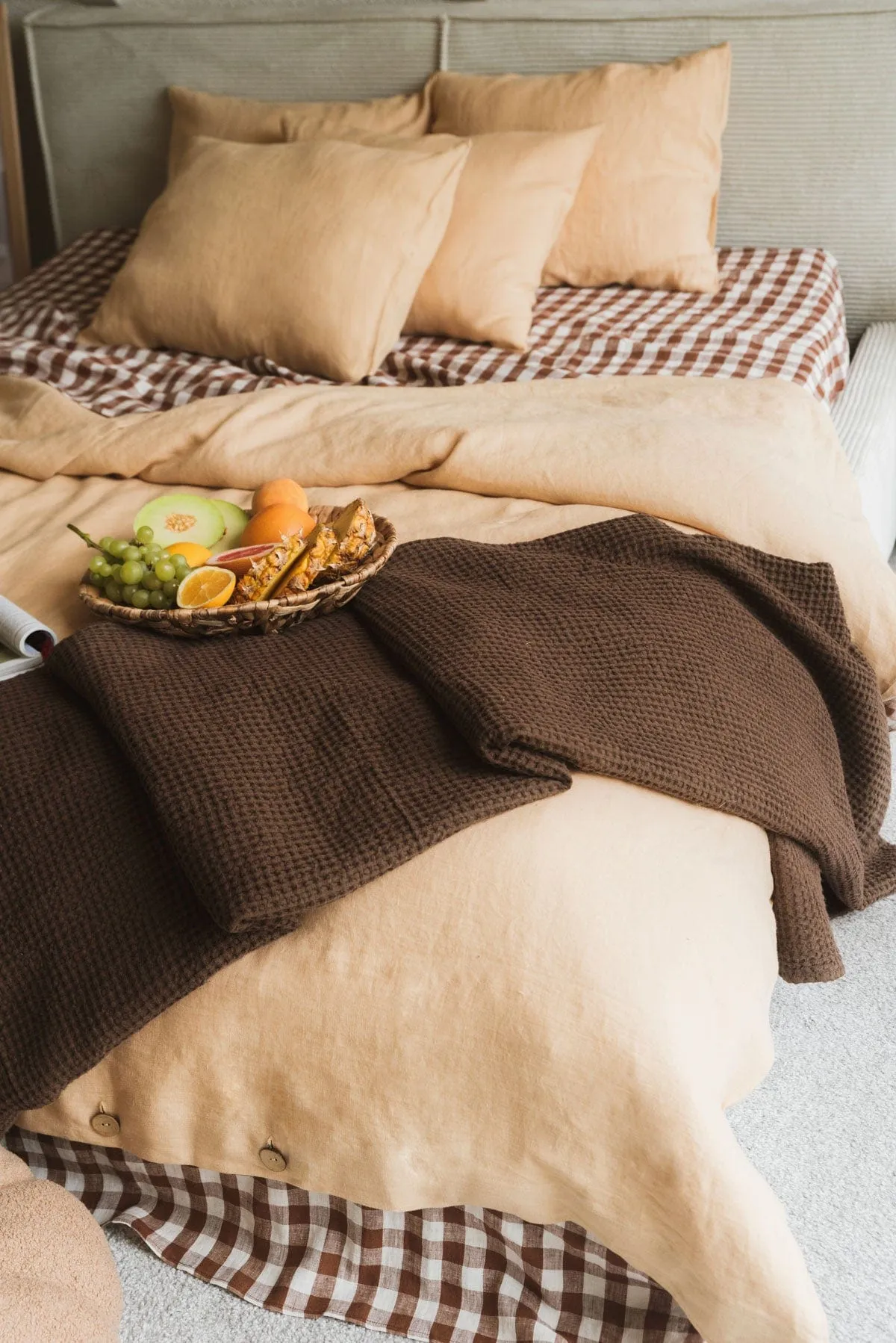 Linen waffle blanket in Mocha Brown